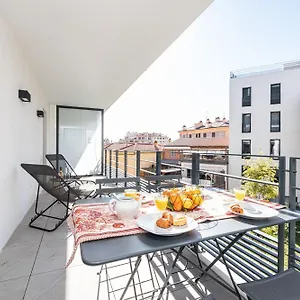 Queen Riviera : Climatisation, Parking, Terrasse Menton