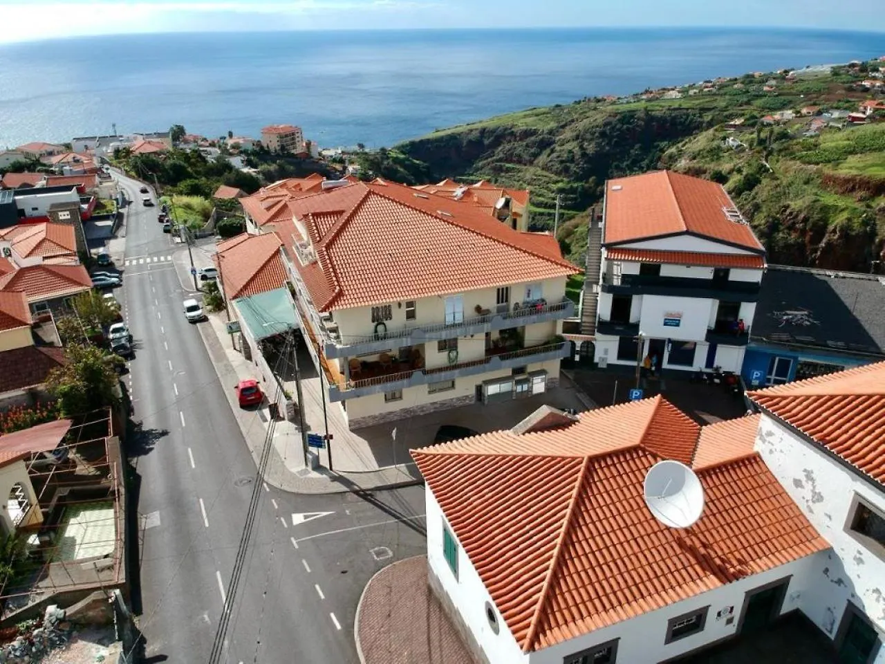 Mountain View Star Lägenhet Estreito Da Calheta